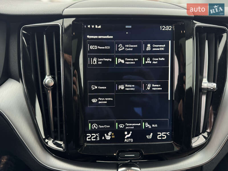 Позашляховик / Кросовер Volvo XC60 2017 в Новояворівську