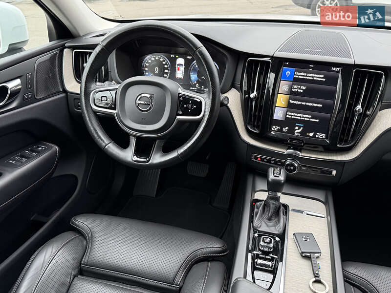 Внедорожник / Кроссовер Volvo XC60 2018 в Днепре фото 23 Внедорожник / Кроссовер Volvo XC60 2018 в Днепре