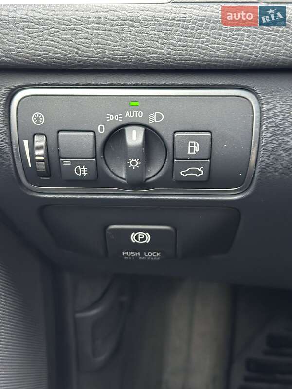 Позашляховик / Кросовер Volvo XC60 2014 в Полтаві