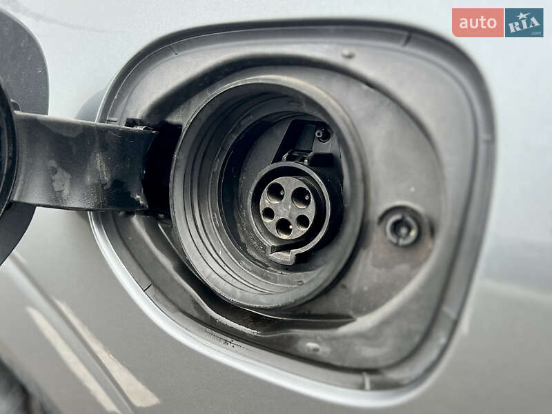 Внедорожник / Кроссовер Volvo XC60 2019 в Киеве