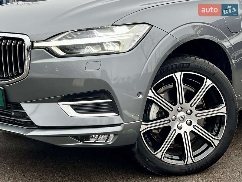 Внедорожник / Кроссовер Volvo XC60 2019 в Киеве