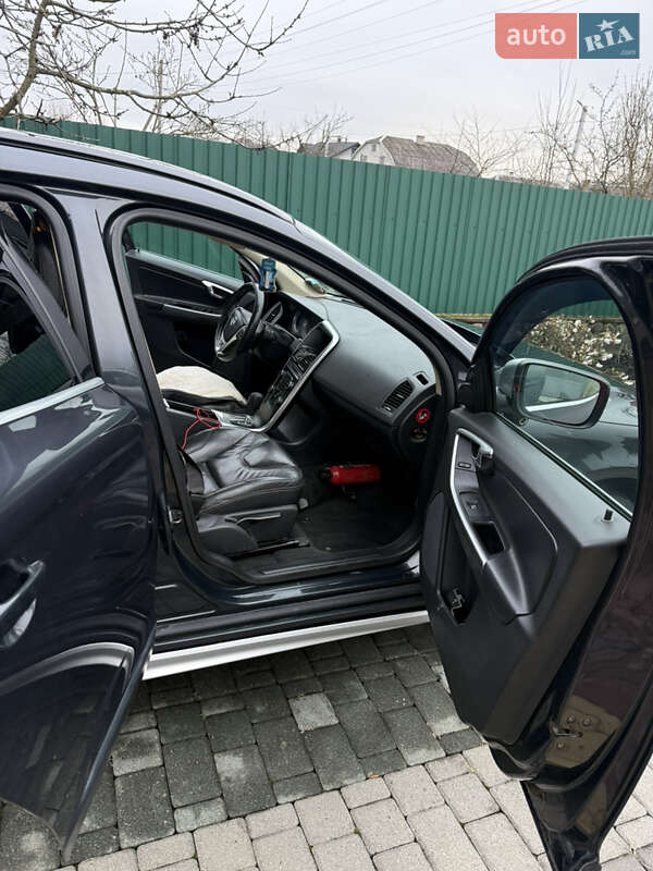 Внедорожник / Кроссовер Volvo XC60 2012 в Ивано-Франковске фото 11 Внедорожник / Кроссовер Volvo XC60 2012 в Ивано-Франковске