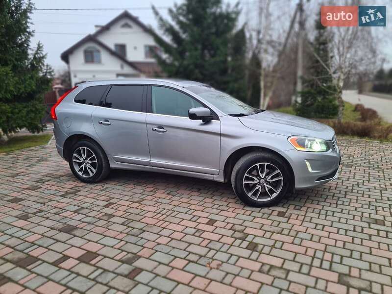 Внедорожник / Кроссовер Volvo XC60 2011 в Ивано-Франковске