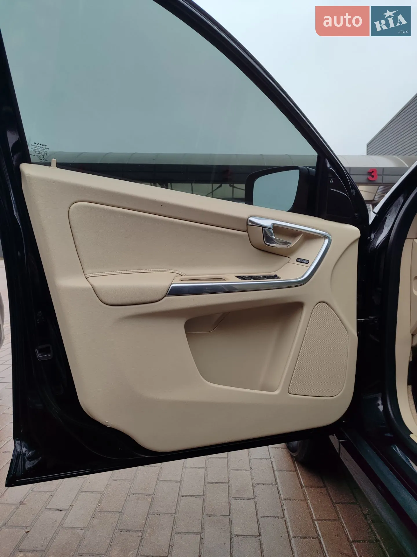 2015 Volvo XC60 - мініатюра 13