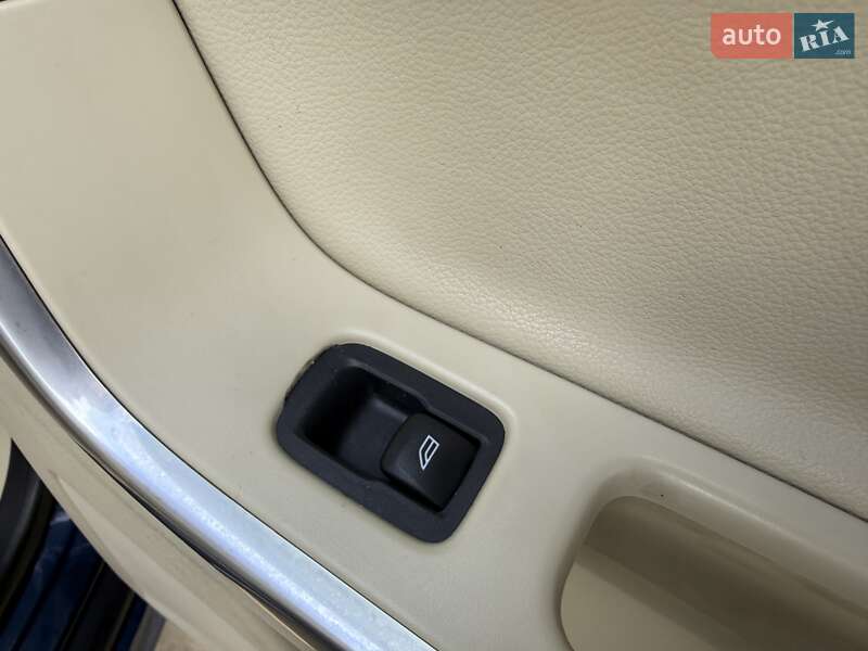 Внедорожник / Кроссовер Volvo XC60 2014 в Одессе