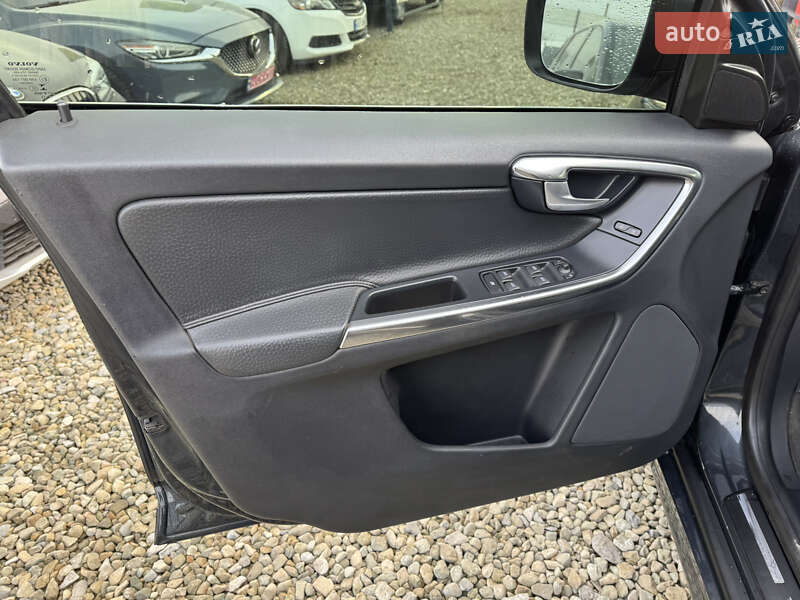 Внедорожник / Кроссовер Volvo XC60 2013 в Ивано-Франковске фото 15 Внедорожник / Кроссовер Volvo XC60 2013 в Ивано-Франковске