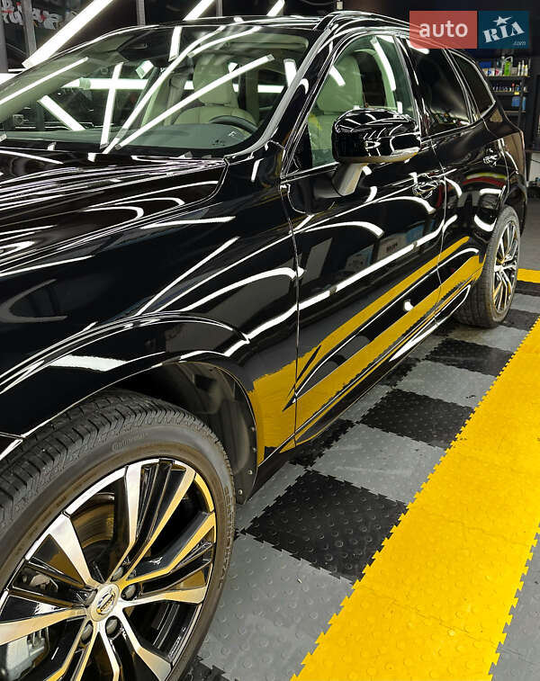 Внедорожник / Кроссовер Volvo XC60 2022 в Черновцах