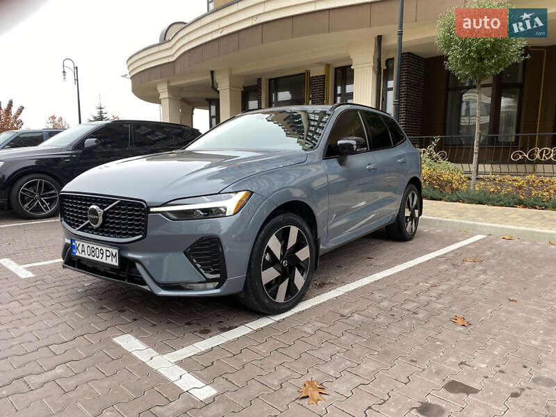 Позашляховик / Кросовер Volvo XC60 2023 в Києві