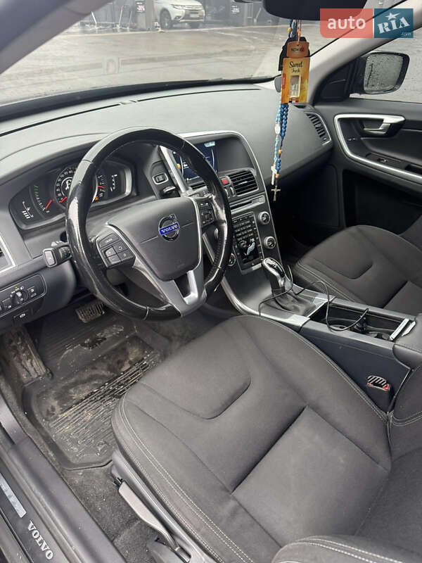 Позашляховик / Кросовер Volvo XC60 2015 в Надвірній