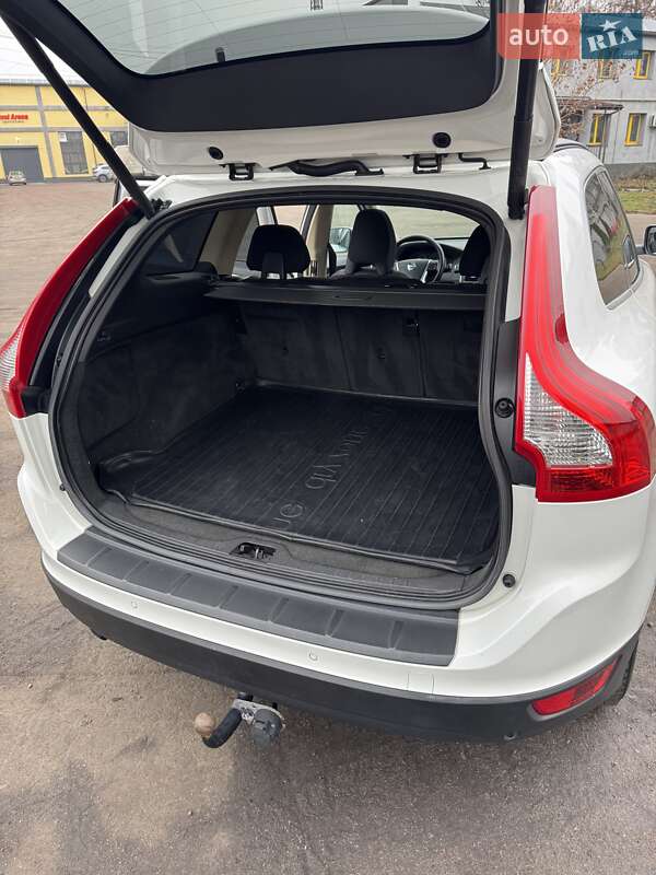 Позашляховик / Кросовер Volvo XC60 2012 в Києві