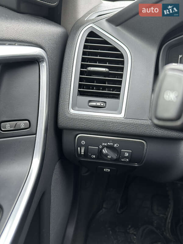 Позашляховик / Кросовер Volvo XC60 2015 в Хмельницькому