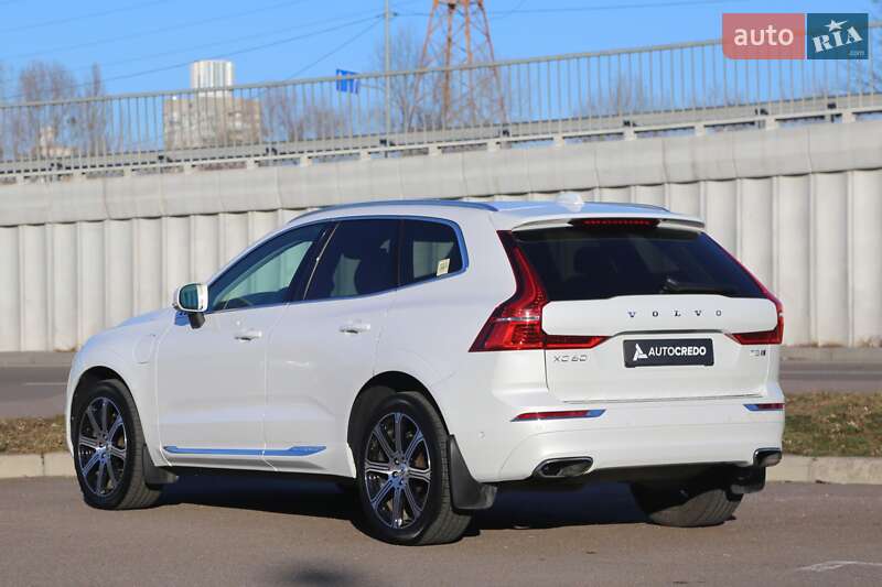 Внедорожник / Кроссовер Volvo XC60 2018 в Киеве фото 5 Внедорожник / Кроссовер Volvo XC60 2018 в Киеве