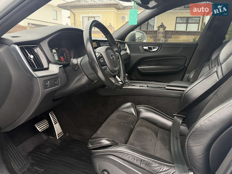 Позашляховик / Кросовер Volvo XC60 2017 в Рівному