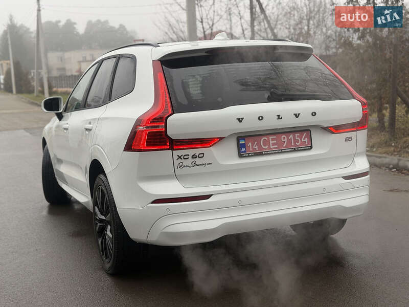 Позашляховик / Кросовер Volvo XC60 2022 в Львові