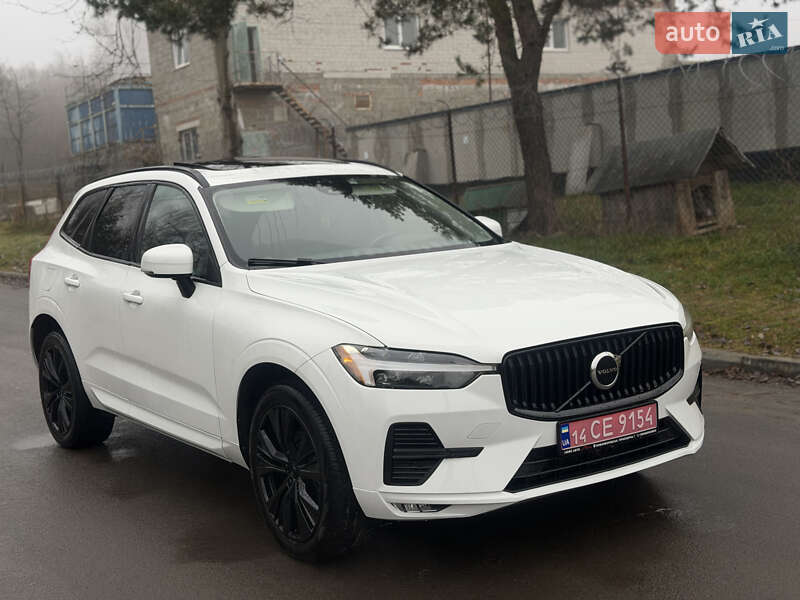 Позашляховик / Кросовер Volvo XC60 2022 в Львові