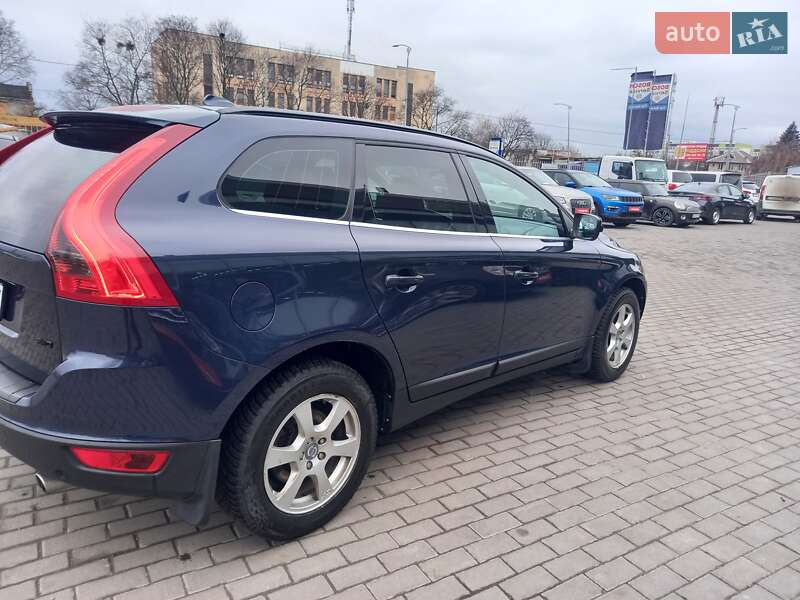 Позашляховик / Кросовер Volvo XC60 2011 в Полтаві фото 7 Позашляховик / Кросовер Volvo XC60 2011 в Полтаві