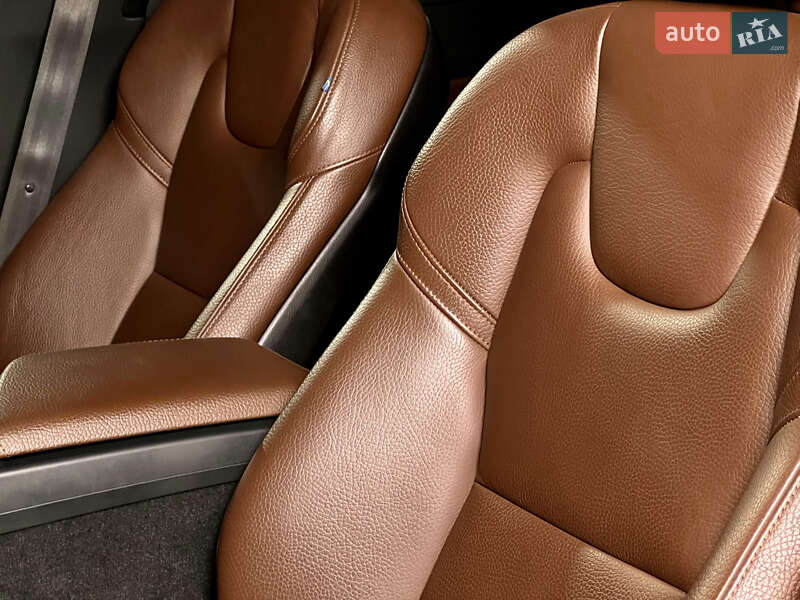 Внедорожник / Кроссовер Volvo XC60 2019 в Луцке