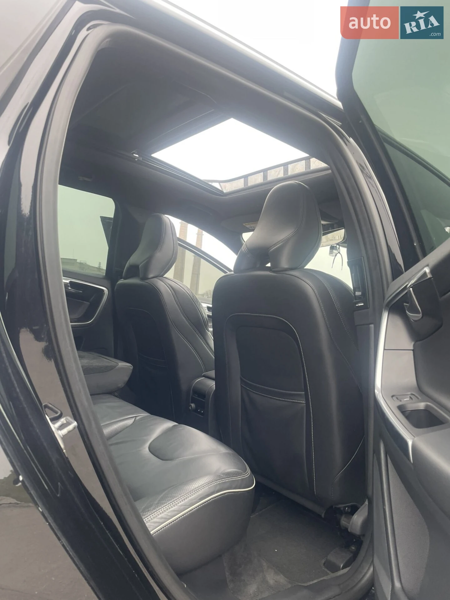 2015 Volvo XC60 - мініатюра 11