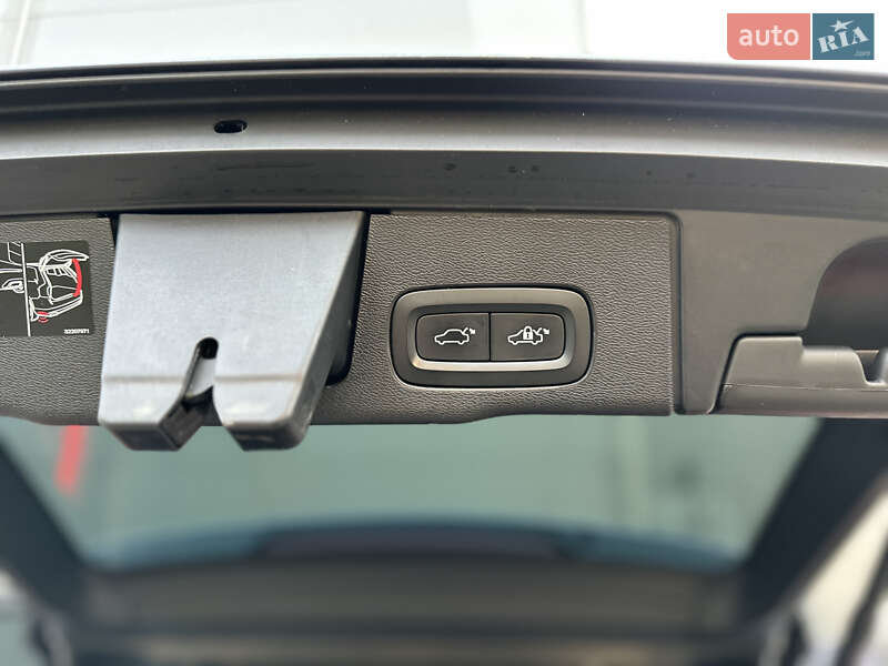 Позашляховик / Кросовер Volvo XC60 2018 в Києві