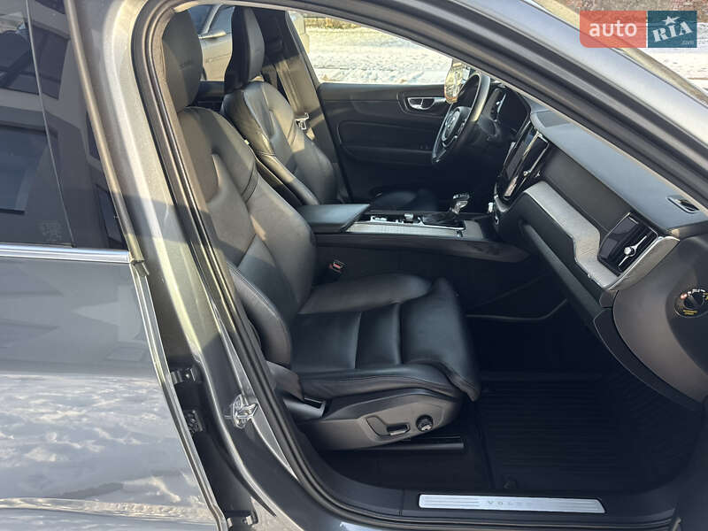 Внедорожник / Кроссовер Volvo XC60 2018 в Дубно фото 30 Внедорожник / Кроссовер Volvo XC60 2018 в Дубно