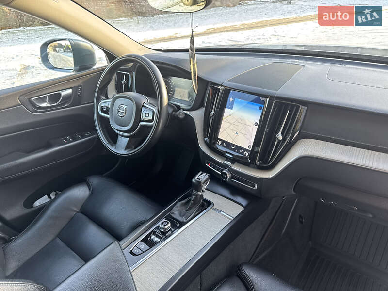 Внедорожник / Кроссовер Volvo XC60 2018 в Дубно фото 32 Внедорожник / Кроссовер Volvo XC60 2018 в Дубно