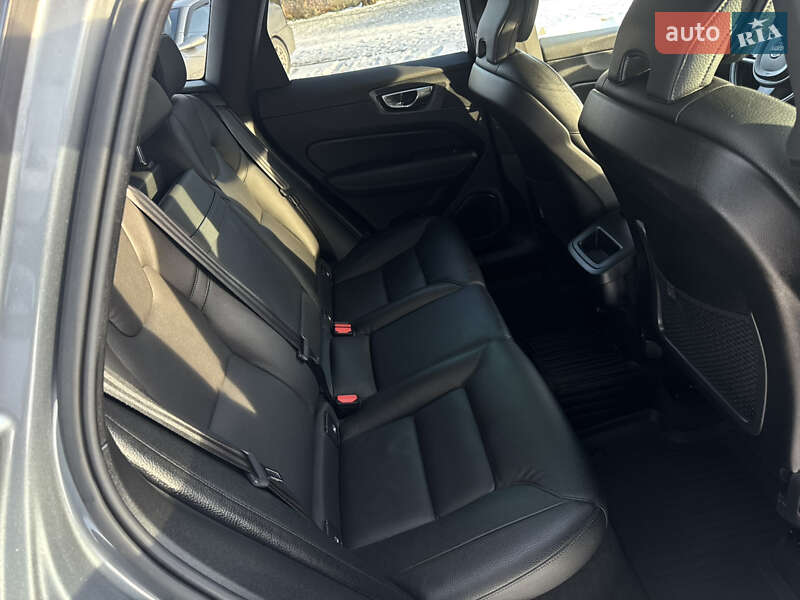 Внедорожник / Кроссовер Volvo XC60 2018 в Дубно фото 43 Внедорожник / Кроссовер Volvo XC60 2018 в Дубно