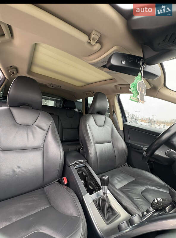 Внедорожник / Кроссовер Volvo XC60 2012 в Виннице