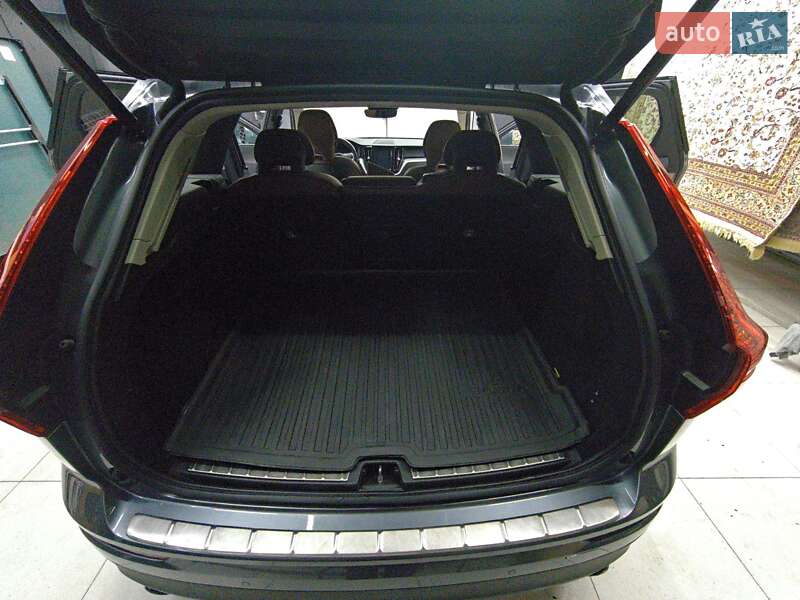 Внедорожник / Кроссовер Volvo XC60 2018 в Виннице