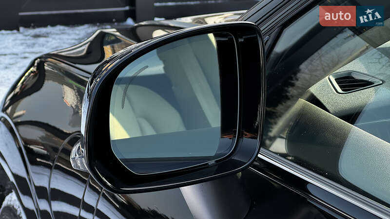 Внедорожник / Кроссовер Volvo XC60 2024 в Киеве