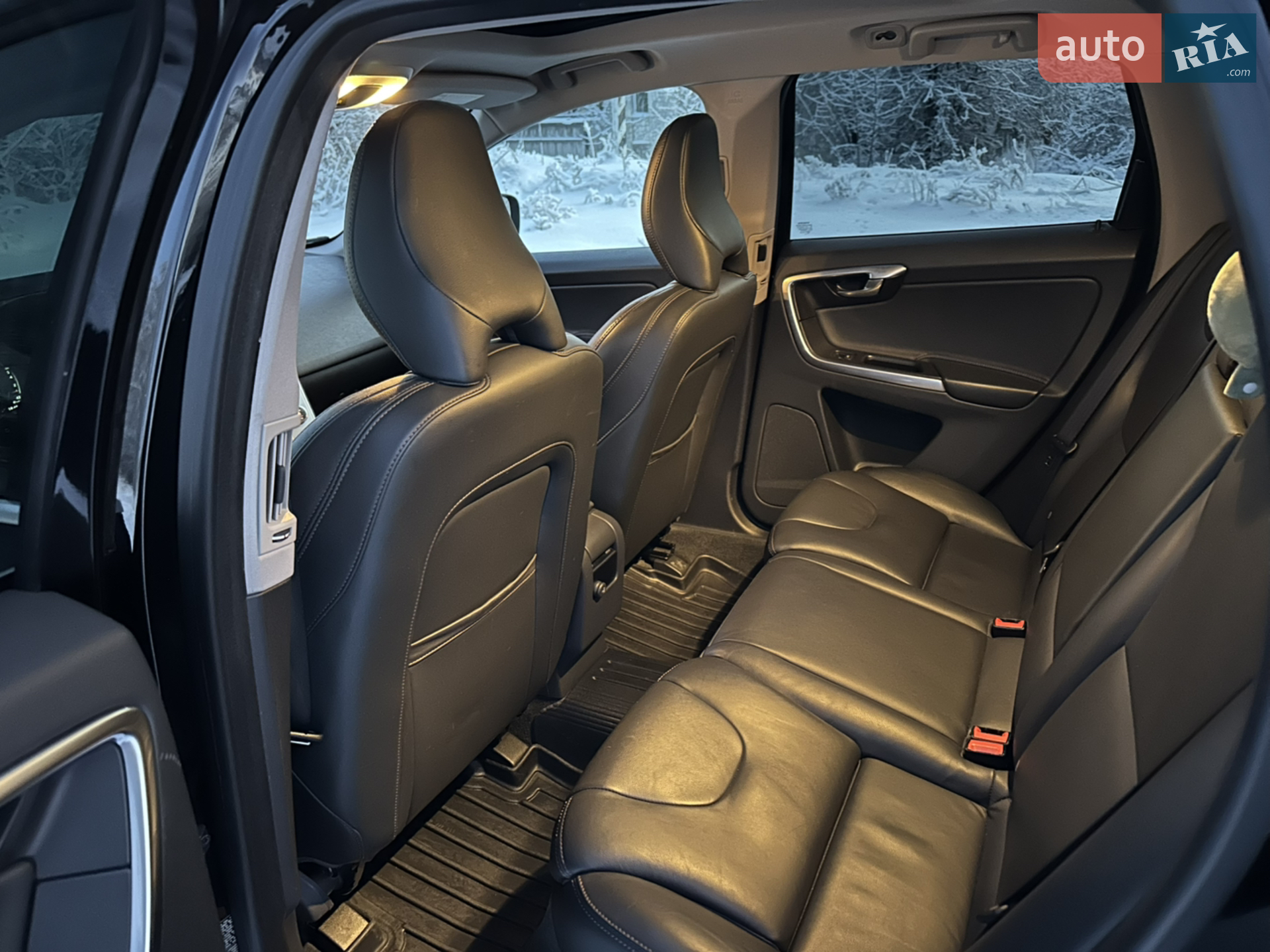 2016 Volvo XC60 - мініатюра 20