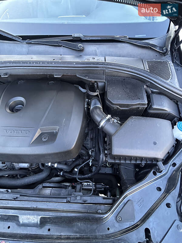 Внедорожник / Кроссовер Volvo XC60 2015 в Ровно