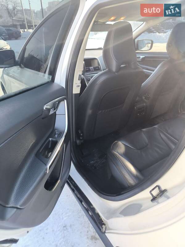 Внедорожник / Кроссовер Volvo XC60 2013 в Луцке фото 10 Внедорожник / Кроссовер Volvo XC60 2013 в Луцке