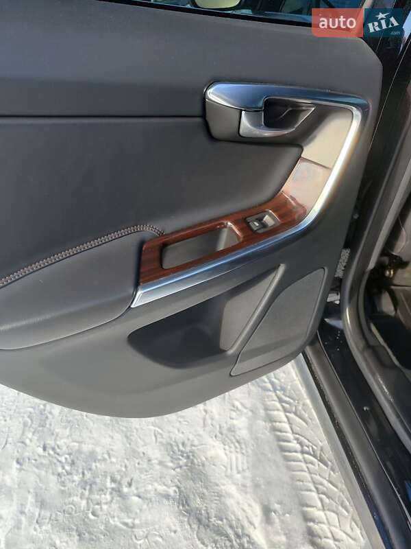 Внедорожник / Кроссовер Volvo XC60 2014 в Ивано-Франковске