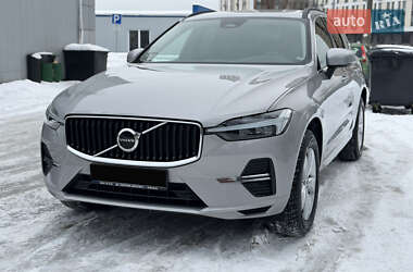 Внедорожник / Кроссовер Volvo XC60 2022 в Киеве