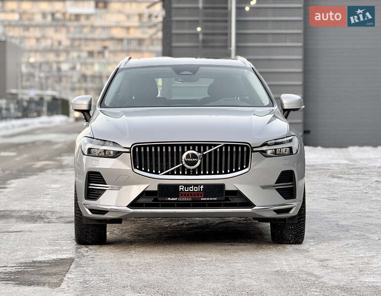 Внедорожник / Кроссовер Volvo XC60 2022 в Киеве