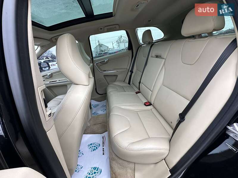 Внедорожник / Кроссовер Volvo XC60 2016 в Львове фото 21 Внедорожник / Кроссовер Volvo XC60 2016 в Львове