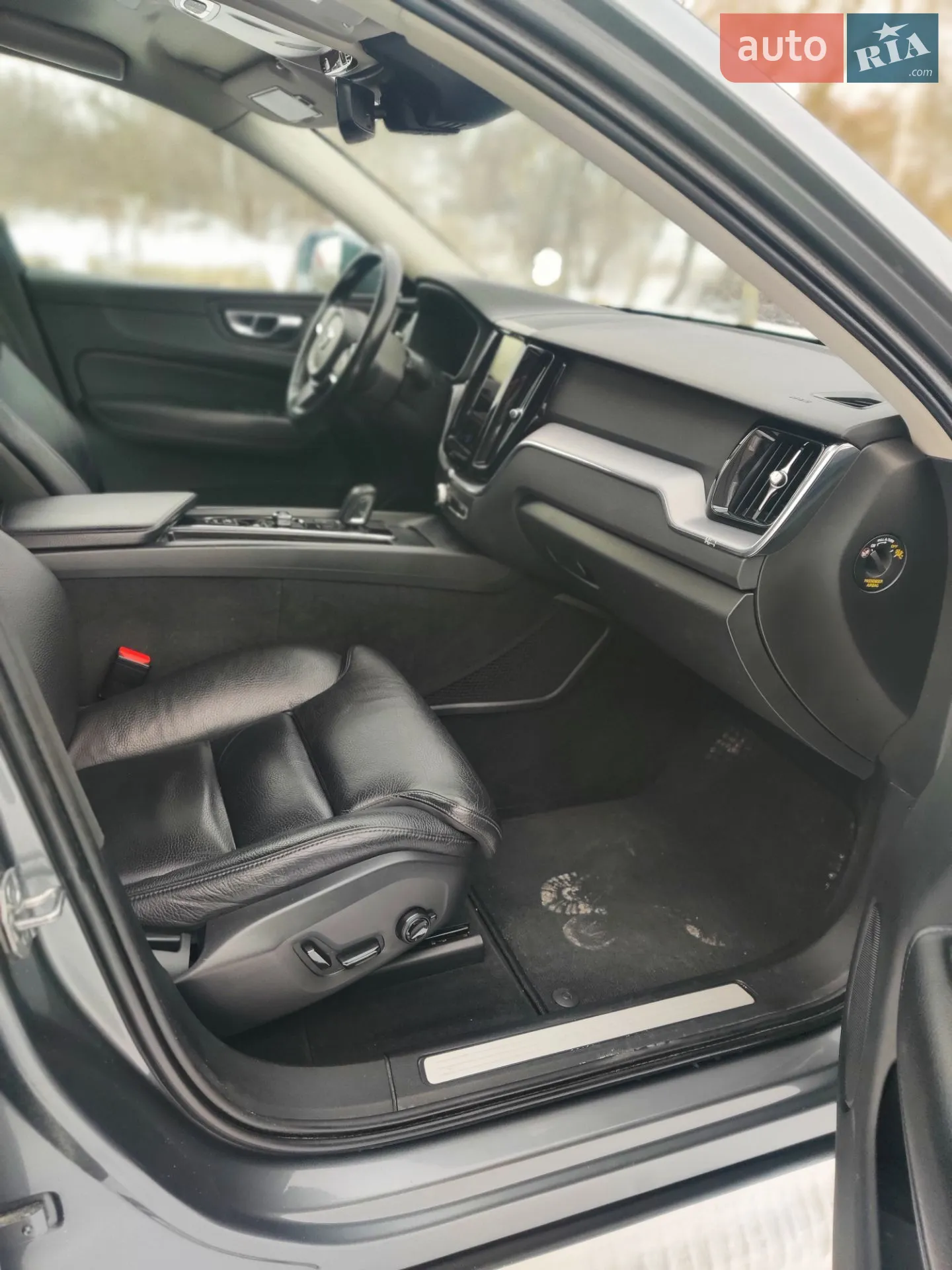 2020 Volvo XC60 - мініатюра 27