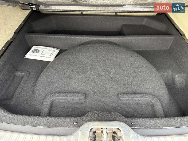 Внедорожник / Кроссовер Volvo XC60 2015 в Владимире