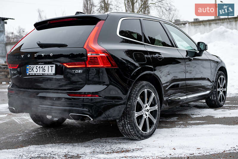 Внедорожник / Кроссовер Volvo XC60 2018 в Киеве фото 9 Внедорожник / Кроссовер Volvo XC60 2018 в Киеве