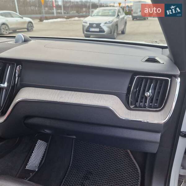 Внедорожник / Кроссовер Volvo XC60 2018 в Николаеве фото 31 Внедорожник / Кроссовер Volvo XC60 2018 в Николаеве