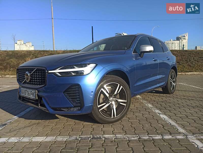 Внедорожник / Кроссовер Volvo XC60 2018 в Киеве
