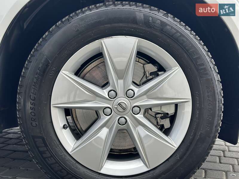 Внедорожник / Кроссовер Volvo XC60 2023 в Одессе