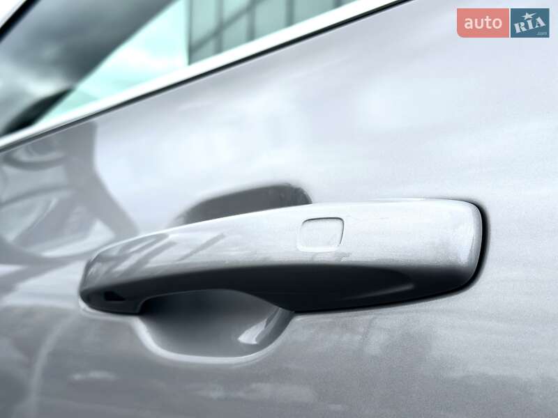 Внедорожник / Кроссовер Volvo XC60 2023 в Одессе