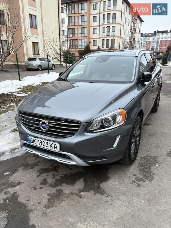 Внедорожник / Кроссовер Volvo XC60 2016 в Ровно