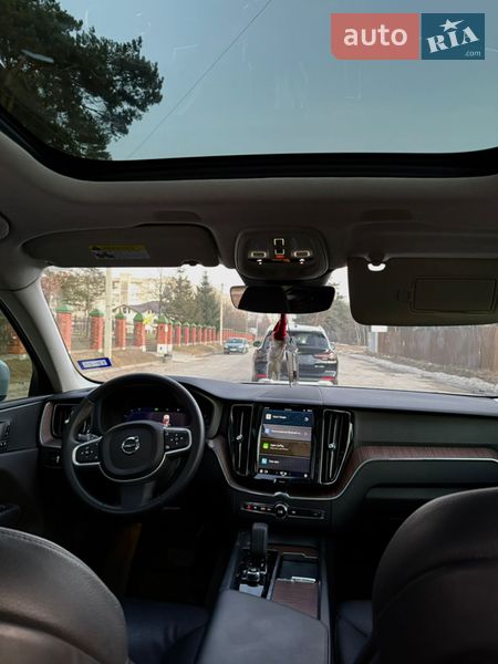 Позашляховик / Кросовер Volvo XC60 2021 в Новояворівську