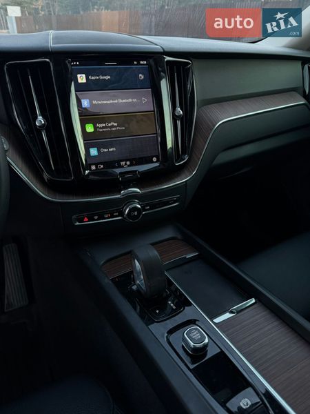 Позашляховик / Кросовер Volvo XC60 2021 в Новояворівську