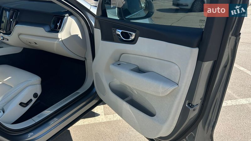 Внедорожник / Кроссовер Volvo XC60 2018 в Ивано-Франковске