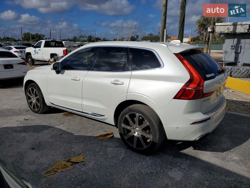 Внедорожник / Кроссовер Volvo XC60 2019 в Тернополе