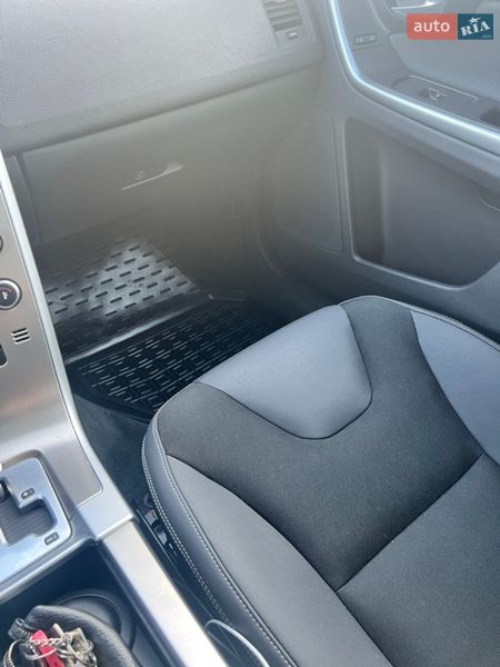 Позашляховик / Кросовер Volvo XC60 2010 в Луцьку