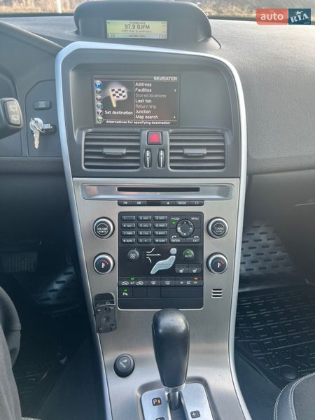 Позашляховик / Кросовер Volvo XC60 2010 в Луцьку